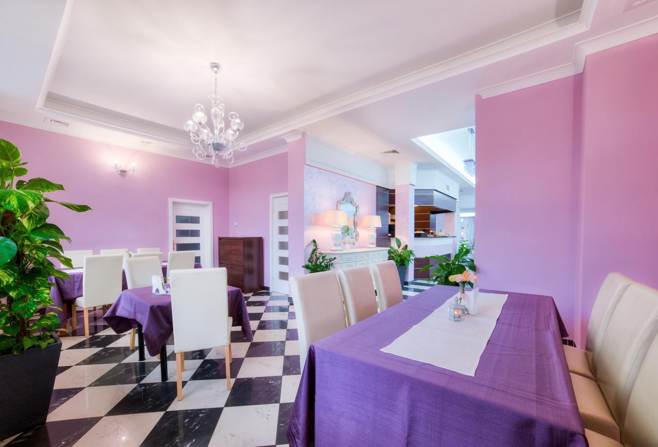Imperium - Hotel Restauracja Firlej Eksteriør billede