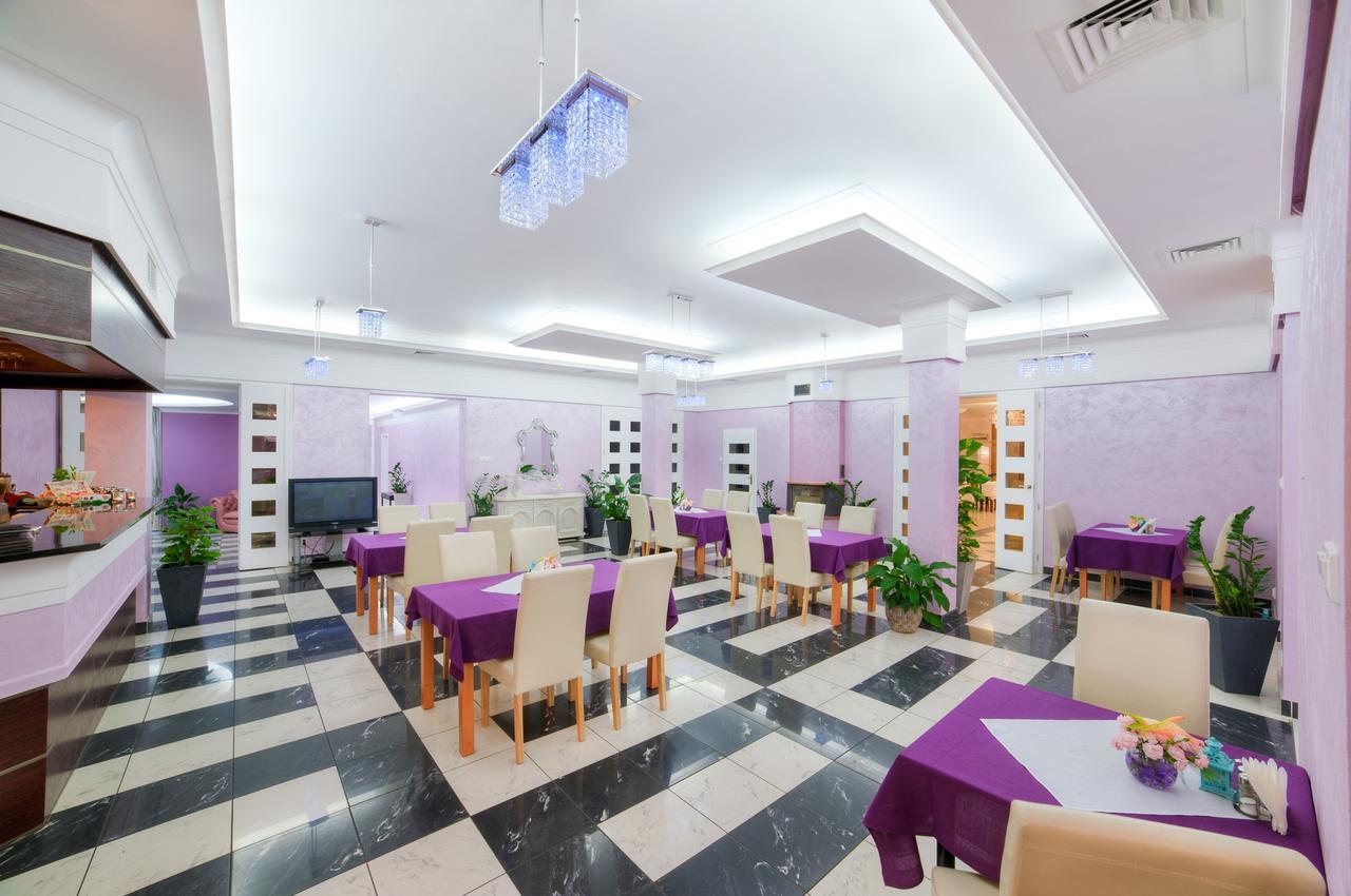 Imperium - Hotel Restauracja Firlej Eksteriør billede