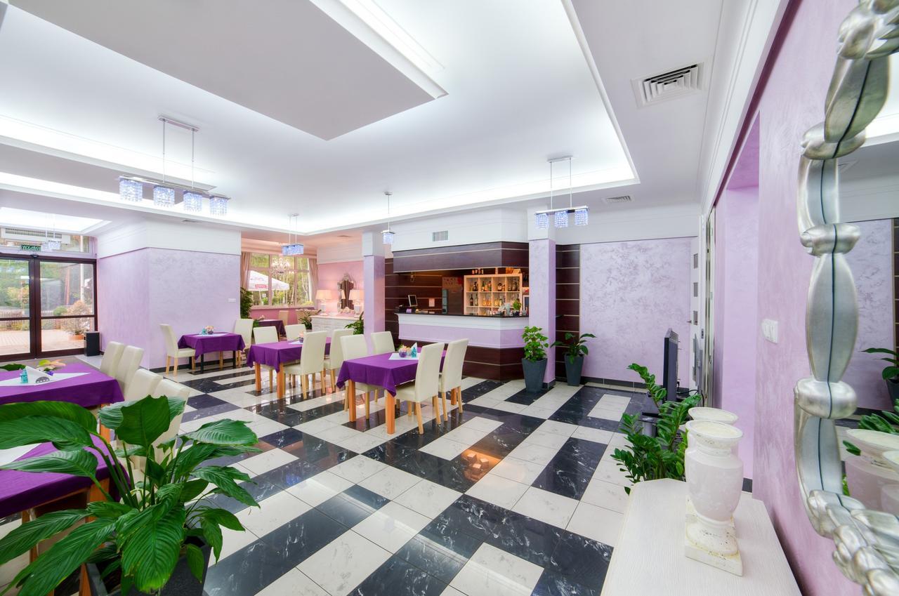 Imperium - Hotel Restauracja Firlej Eksteriør billede