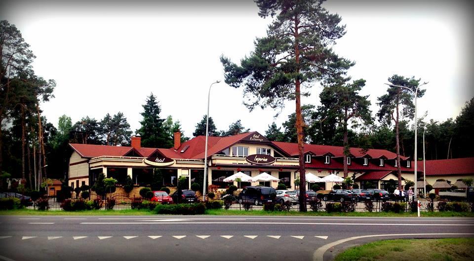 Imperium - Hotel Restauracja Firlej Eksteriør billede
